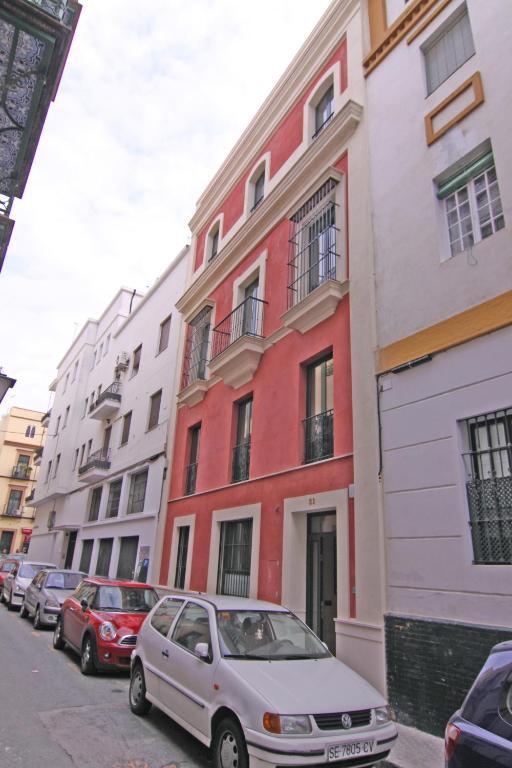 Apartamentos Living Sevilla Centro Maestranza Номер фото