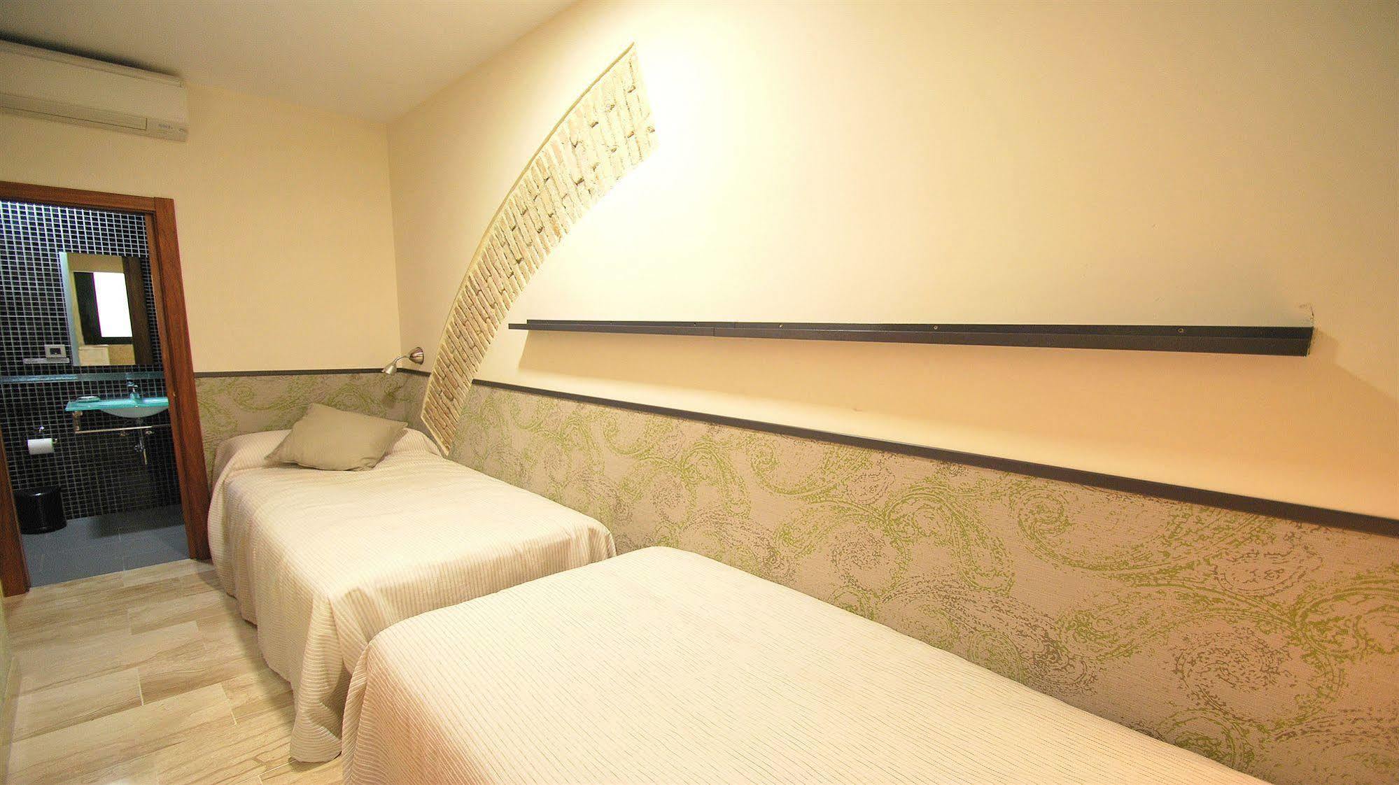 Apartamentos Living Sevilla Centro Maestranza Екстер'єр фото